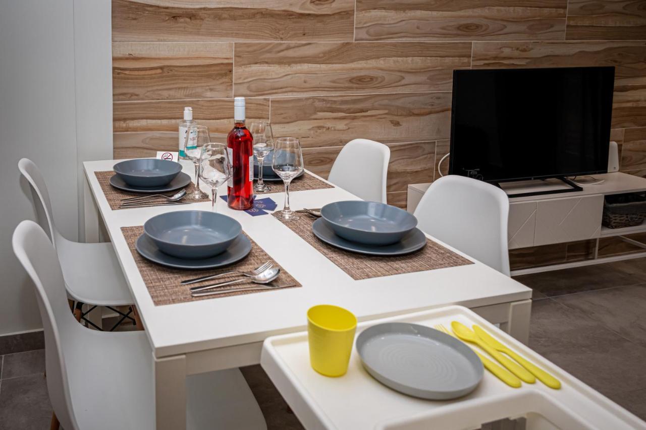 P&K Luxury Apartments 1 Kalamata Exterior photo