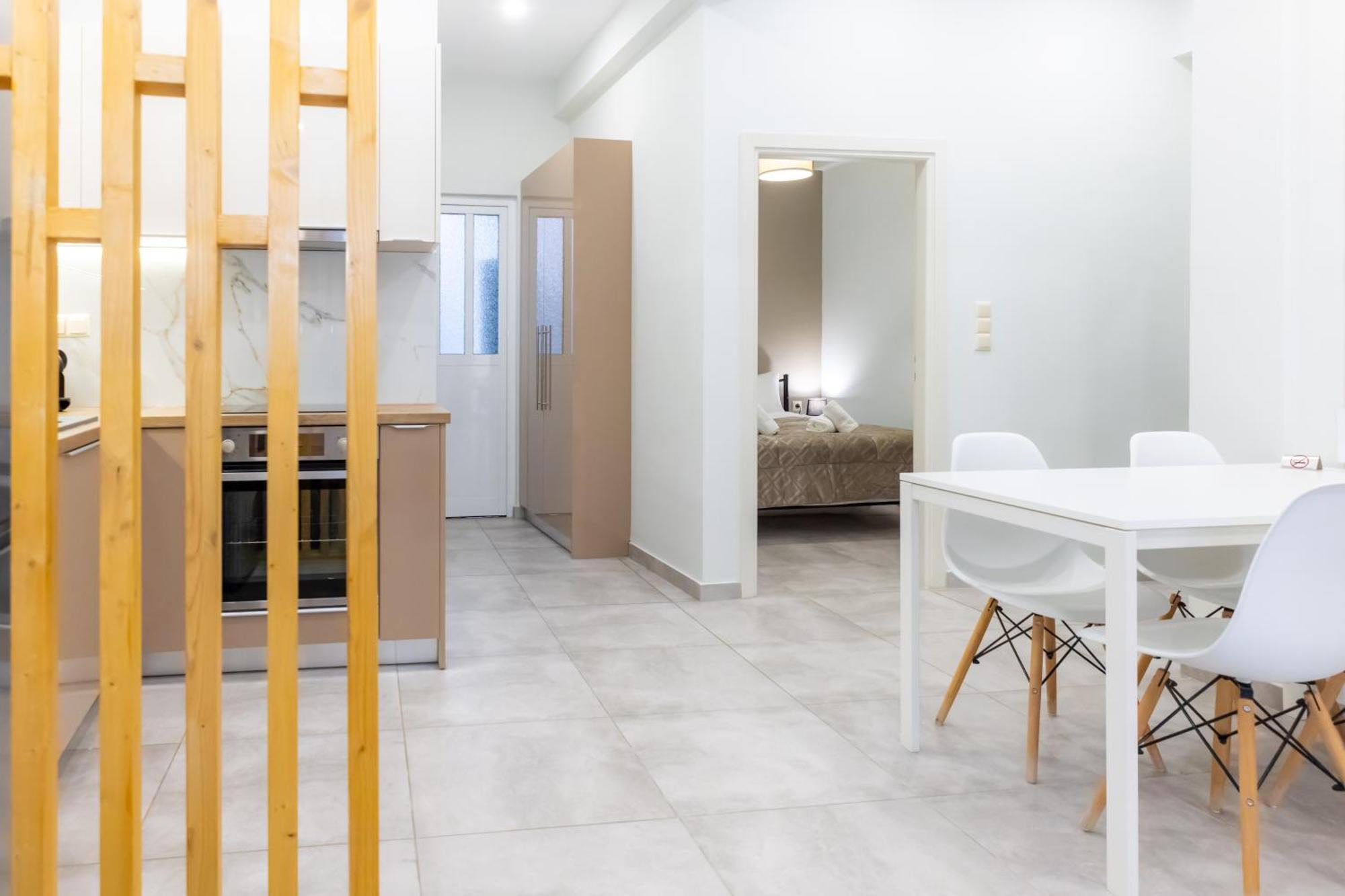 P&K Luxury Apartments 1 Kalamata Exterior photo